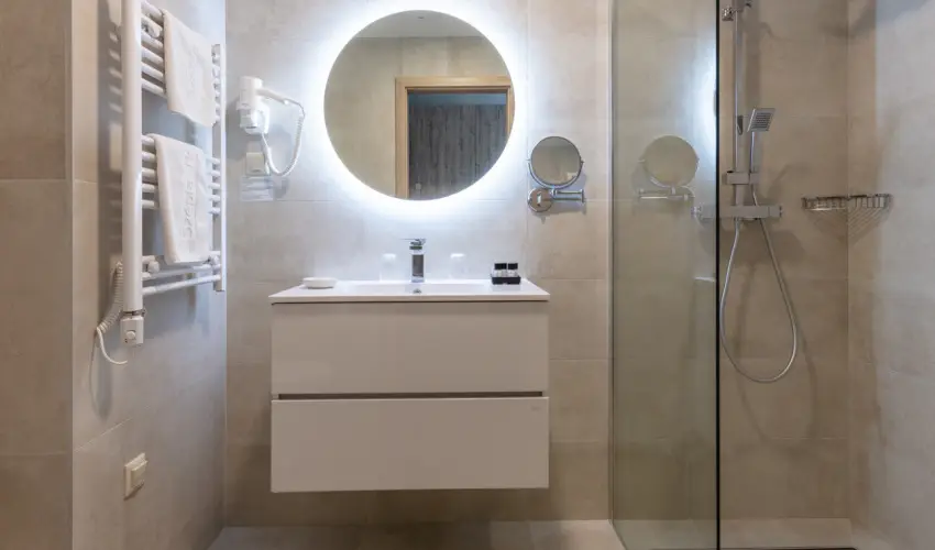 Szpia Bio & Art Hotel Zsmbk - Oktber 23.