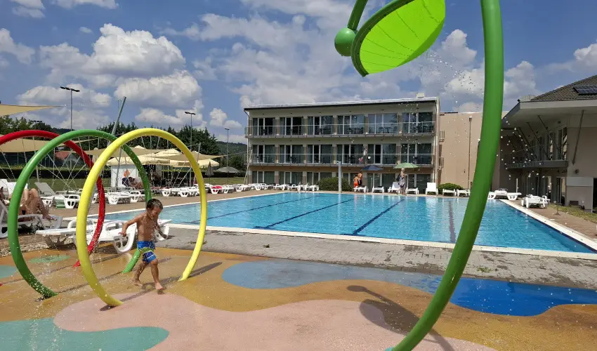 Sz�pia Bio & Art Hotel Zs�mb�k - Okt�ber 23. - teljes el�refizet�ssel (min. 2 �j)