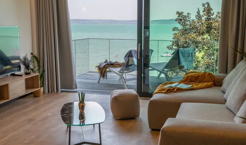 BJ81 Suite Hotel Sifok - Oktber 23. - teljes elrefizetssel (min. 3 j)