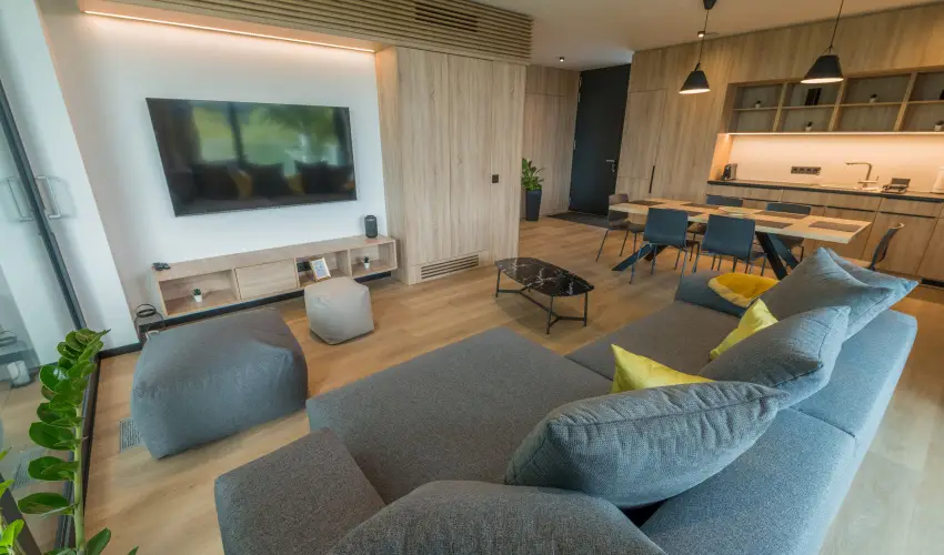 BJ81 Suite Hotel Sifok - Oktber 23. - teljes elrefizetssel (min. 3 j)