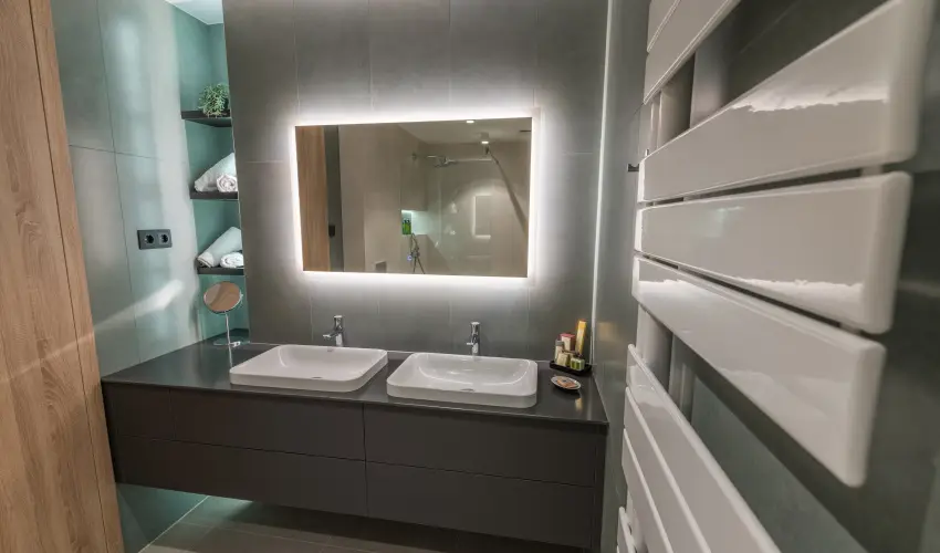 BJ81 Suite Hotel Sifok - Oktber 23. - teljes elrefizetssel (min. 3 j)