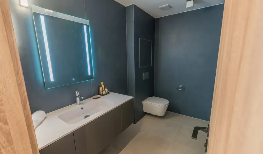 BJ81 Suite Hotel Sifok - Oktber 23. - teljes elrefizetssel (min. 3 j)