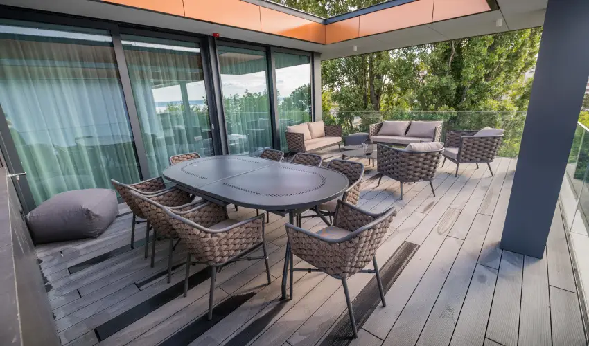 BJ81 Suite Hotel Sifok - Oktber 23. - teljes elrefizetssel (min. 3 j)