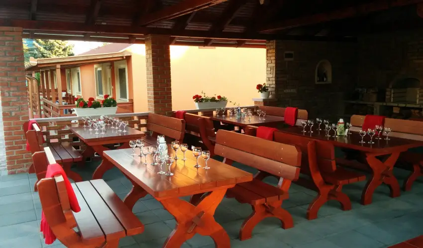 Boglrka Panzi-tterem  Mezkvesd - Oktber 23. (min. 3 j)