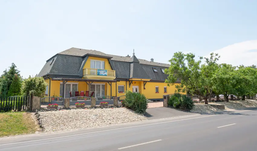 Borbla Vendghz Gyenesdis - Oktber 23.