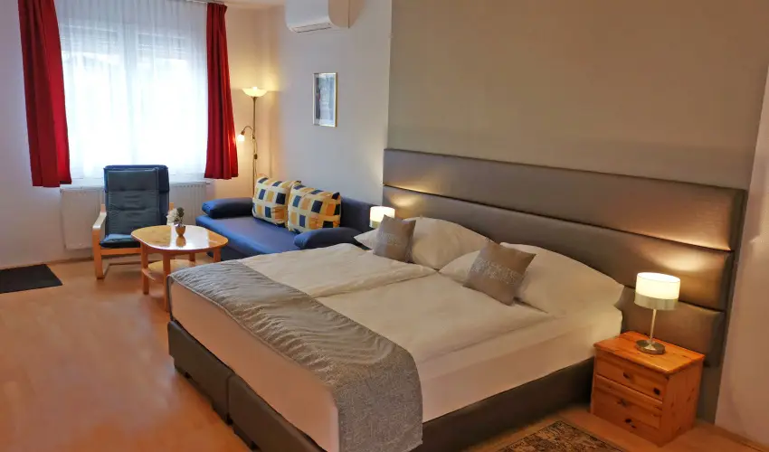 Brigitte Apartman Bk, Bkfrd - Oktber 23. (min. 2 j)