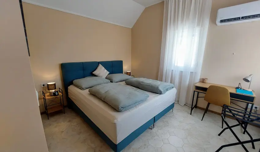 Bk City Apartments Bk, Bkfrd - Oktber 23.