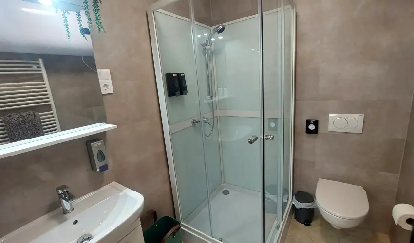 Bk City Apartments Bk, Bkfrd - Oktber 23.