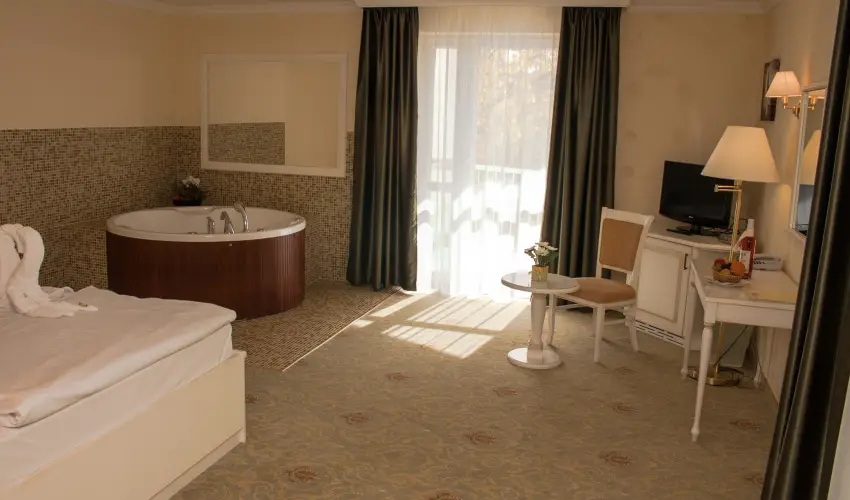 Calimbra Konferencia & Wellness Hotel Miskolctapolca - Oktber 23. (min. 3 j)