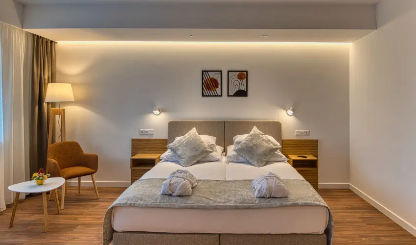 Cardoner Hotel Pilisszentkereszt - Oktber 23. - teljes elrefizetssel (min. 2 j)