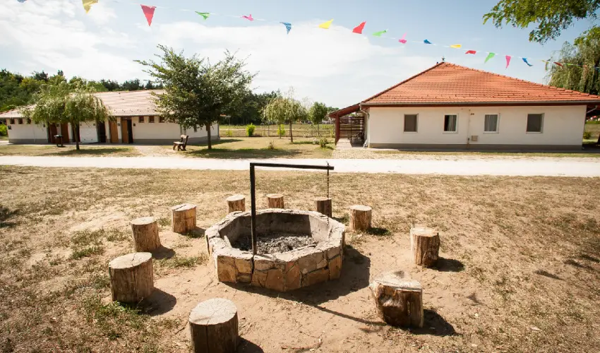 Cegldfrd Apartmanpark s Kemping Cegld - Oktber 23. (min. 2 j)