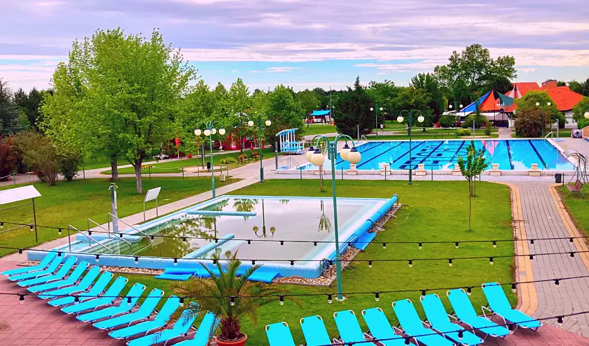 Cegldfrd Apartmanpark s Kemping Cegld - Oktber 23. (min. 2 j)