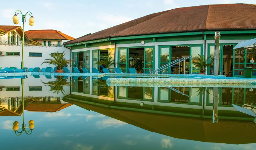 Cegldfrd Apartmanpark s Kemping Cegld - Oktber 23. (min. 2 j)