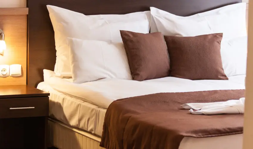 Central Hotel 21 Budapest - Oktber 23. - teljes elrefizetssel (min. 2 j)