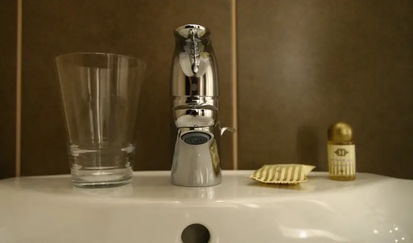 Central Hotel 21 Budapest - Oktber 23. - teljes elrefizetssel (min. 2 j)