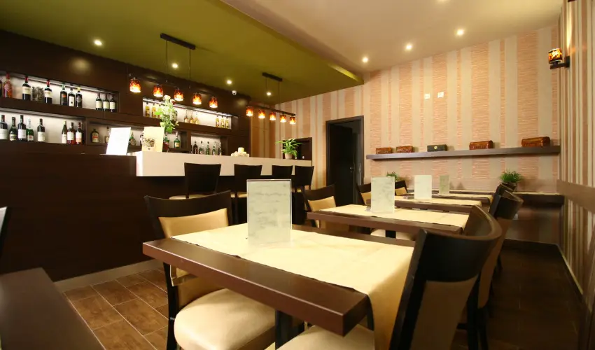 Central Hotel 21 Budapest - Oktber 23. - teljes elrefizetssel (min. 2 j)