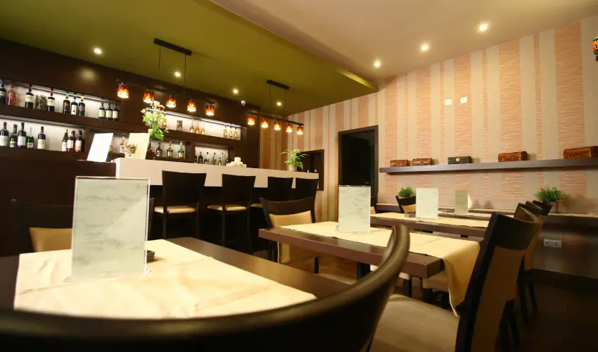 Central Hotel 21 Budapest - Oktber 23. - teljes elrefizetssel (min. 2 j)