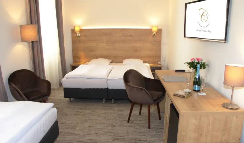 City Hotel Ring Budapest - Oktber 23. (min. 3 j)