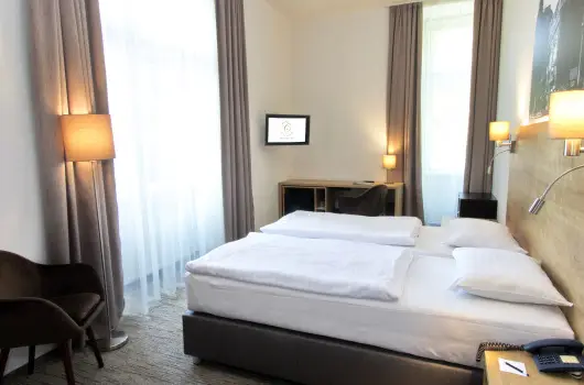 City Hotel Ring - Oktber 23.