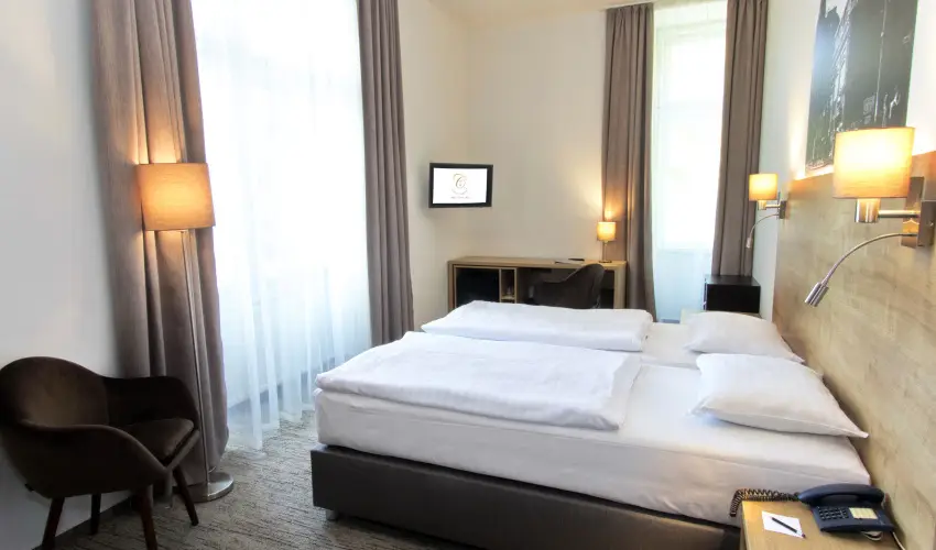 City Hotel Ring Budapest - Oktber 23. (min. 3 j)