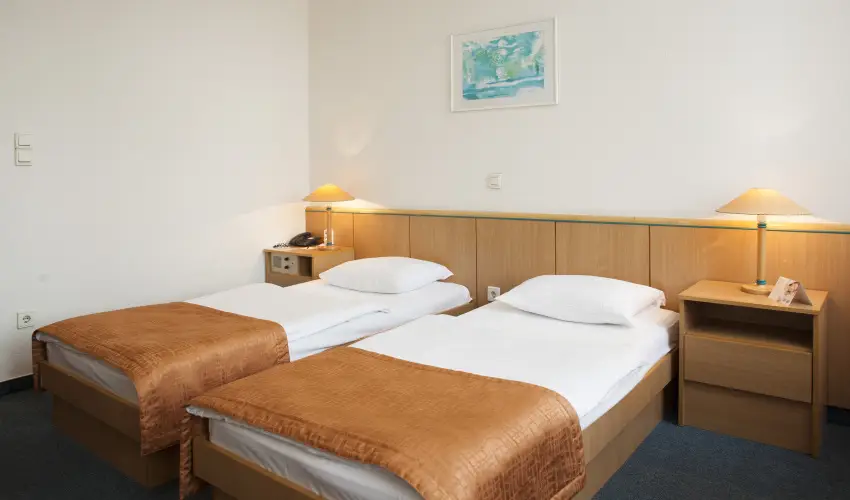 City Hotel Mtys Budapest - Oktber 23. (min. 3 j)