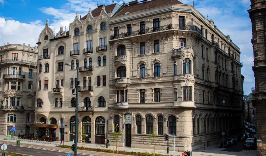 City Hotel Mtys Budapest - Oktber 23. (min. 3 j)