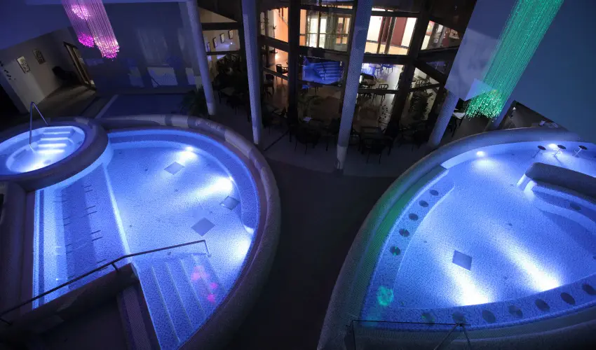 Colosseum Wellness Hotel Mrahalom - Oktber 23. (min. 2 j)