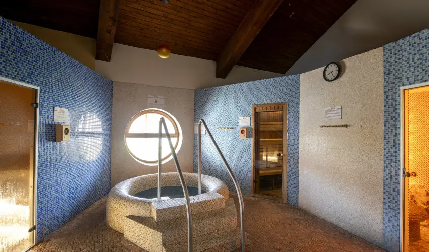 Colosseum Wellness Hotel Mrahalom - Oktber 23. (min. 2 j)