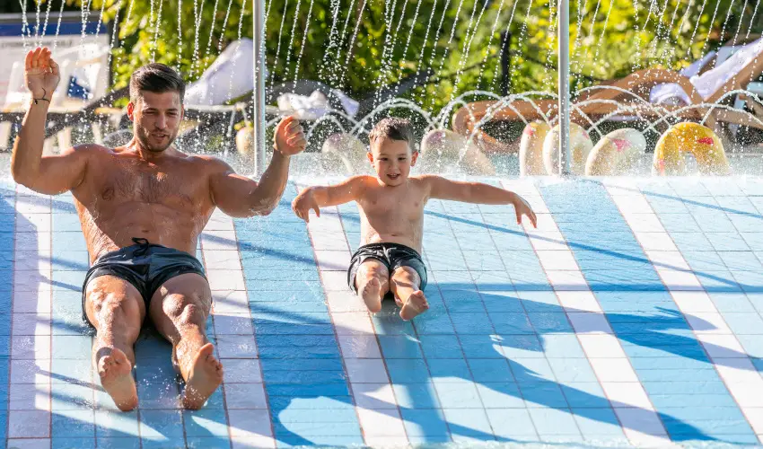 Colosseum Wellness Hotel Mrahalom - Oktber 23. (min. 2 j)