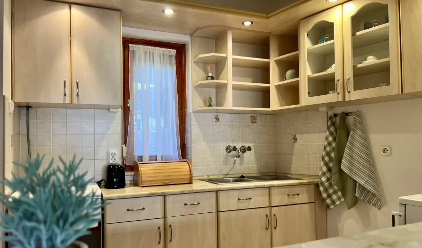 Cottage Apartman Gyula Gyula - Okt�ber 23. (min. 2 �j)