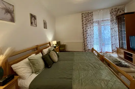 Cottage Apartman Gyula - Okt�ber 23. (min. 2 �j)