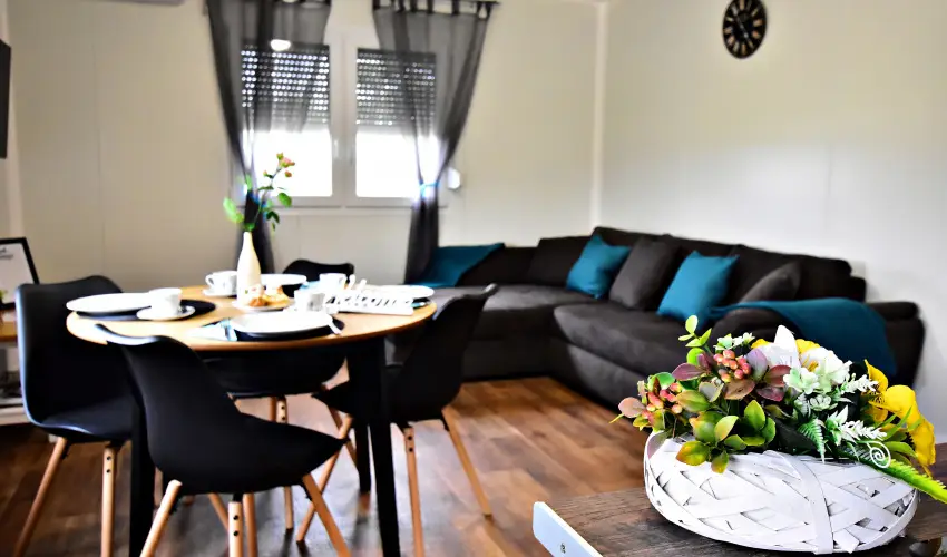 Csoda Apartman Domaszk - Oktber 23.