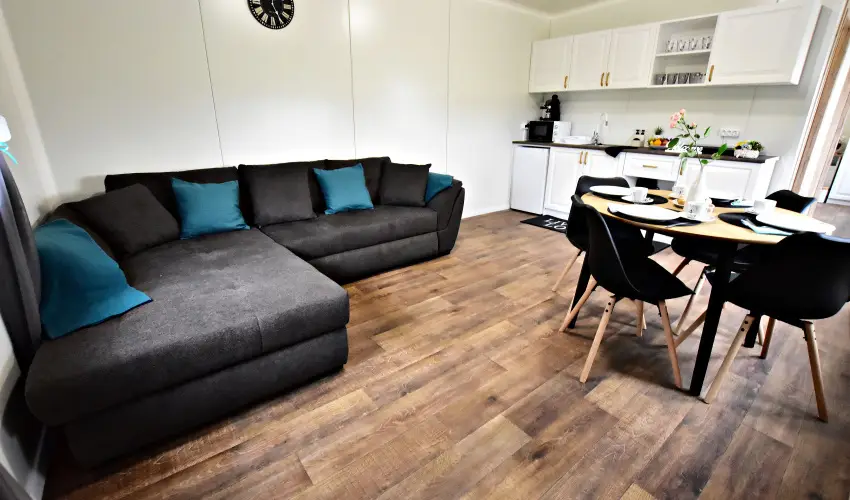 Csoda Apartman Domaszk - Oktber 23.