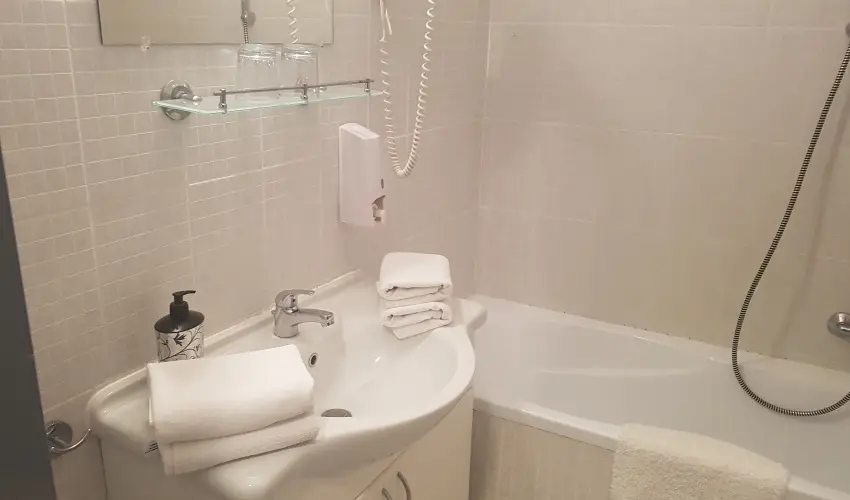 D&A Apartmanhz Egerszalk - Oktber 23. 