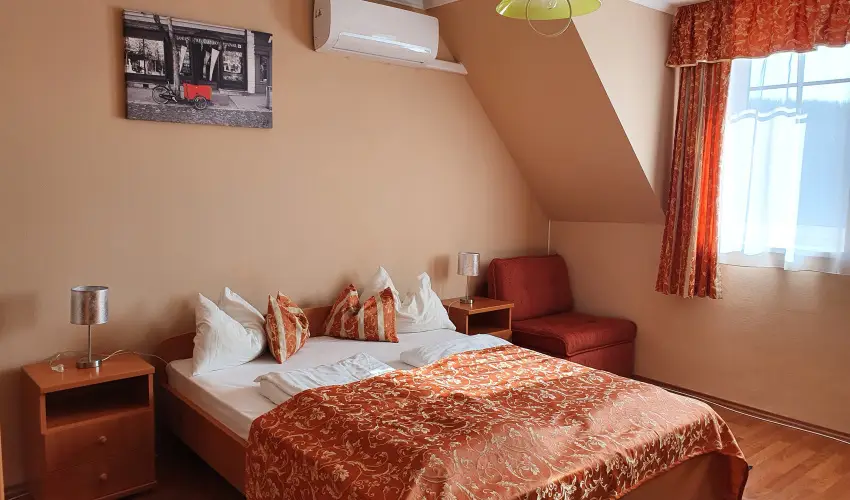 D&A Apartmanhz Egerszalk - Oktber 23. 