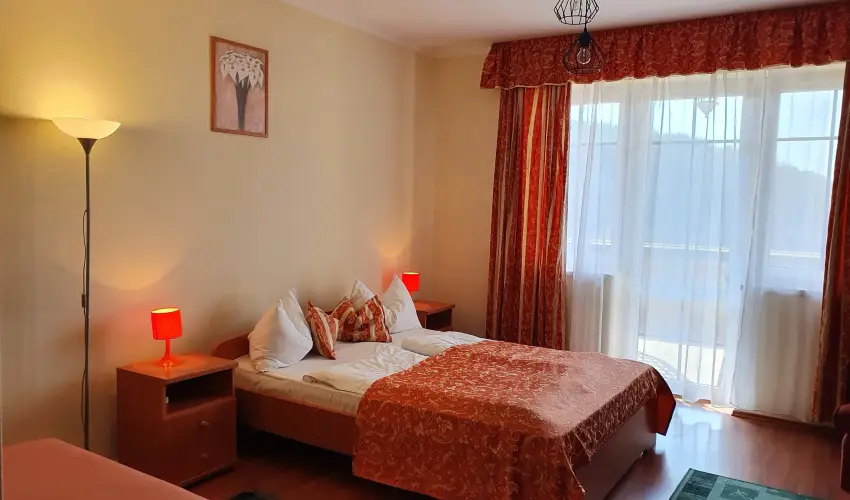 D&A Apartmanhz Egerszalk - Oktber 23. 