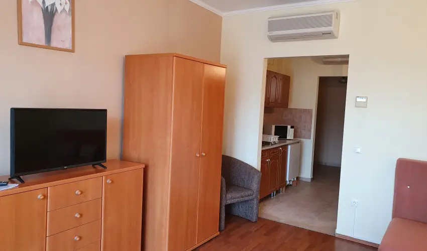 D&A Apartmanhz Egerszalk - Oktber 23. 