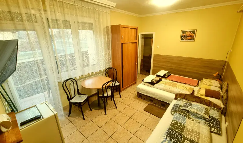 Dek Vendghz Hajdszoboszl - Oktber 23. (min. 2 j)