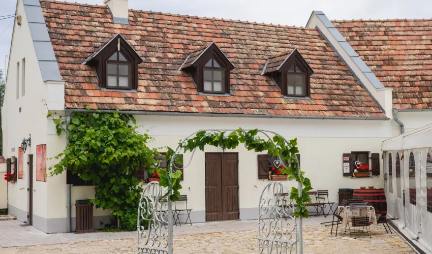 Edvy Malom Fogad s Barokk Udvarhz Ppa - Oktber 23. (min. 2 j)