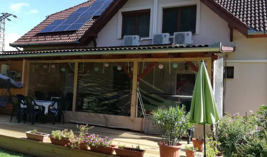 gerliget Vendghz Harkny - Oktber 23. (min. 2 j)