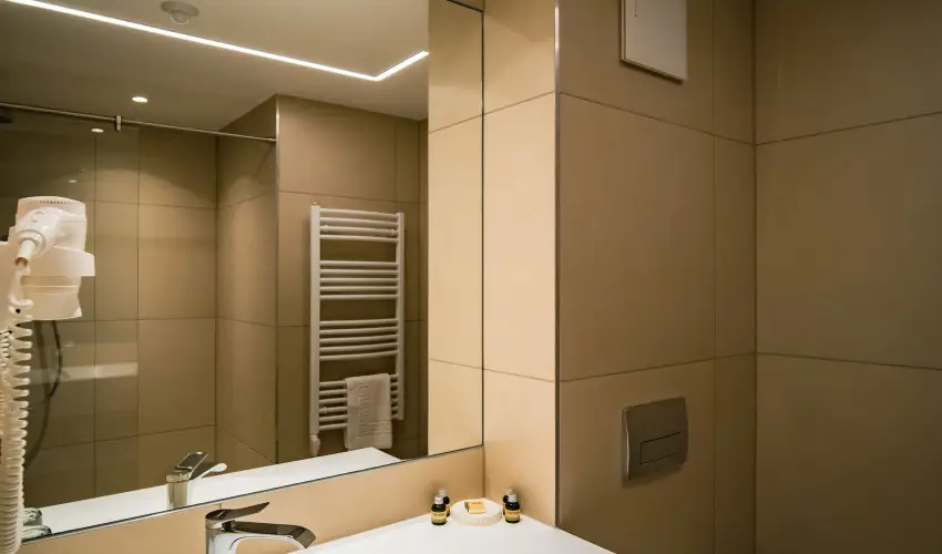 Eleven Business & Sport Hotel Jszrokszlls - Oktber 23.