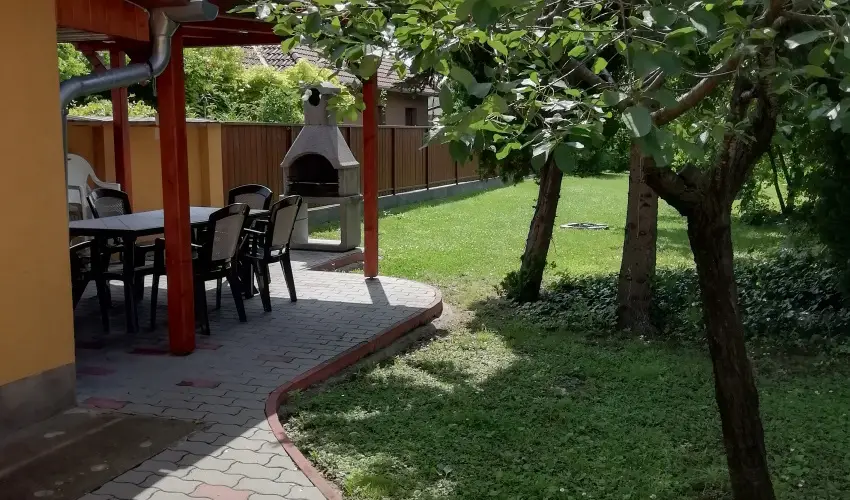 Etvs Nyaral Sifok - Oktber 23. (min. 4 j)