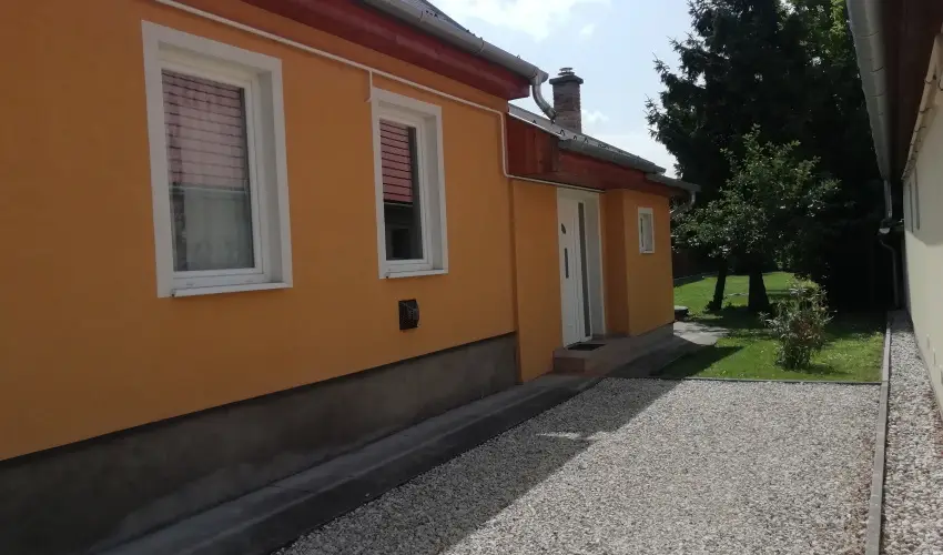 Etvs Nyaral Sifok - Oktber 23. (min. 4 j)