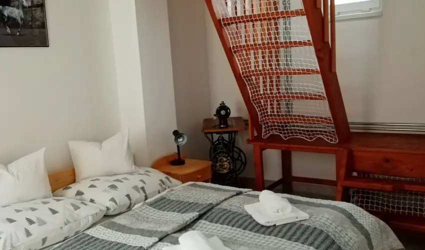 Etvs Nyaral Sifok - Oktber 23. (min. 4 j)