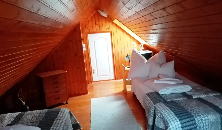 Etvs Nyaral Sifok - Oktber 23. (min. 4 j)