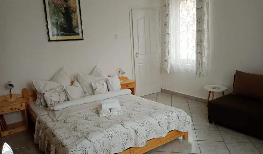 Etvs Nyaral Sifok - Oktber 23. (min. 4 j)