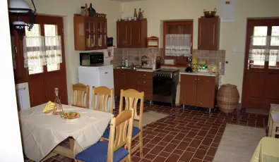 Szarvas Panzi� Erd�b�nye