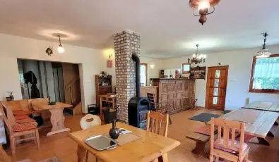 Szarvas Panzi� Erd�b�nye