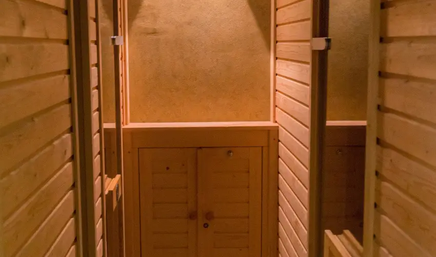 Erzsbet Nagy Szlloda Paks - Oktber 23.