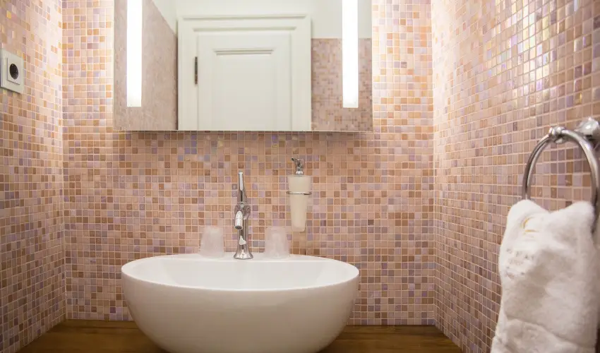 Erzsbet Nagy Szlloda Paks - Oktber 23.